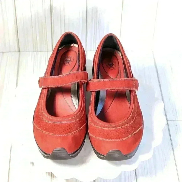 Ariat Size 7B Red leather velcro fasten Mary Jane shoe Style #21255 - Picture 1 of 15